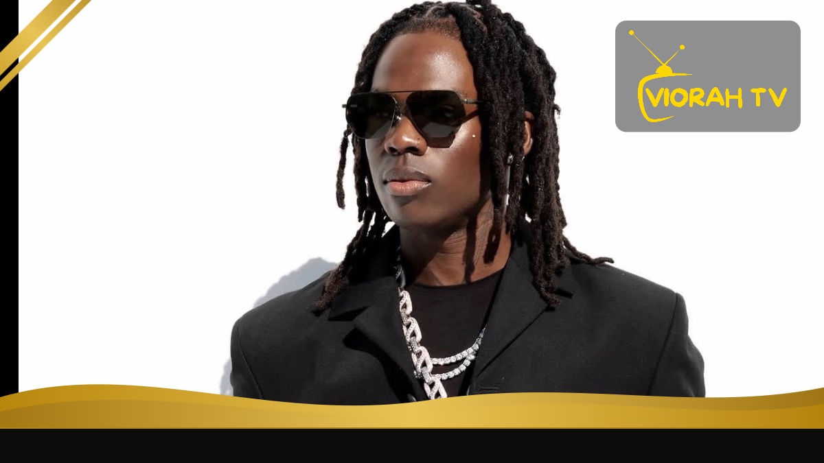 Rema, Nigerian Afrobeats singer behind ‘Calm Down,’ performing on stage
