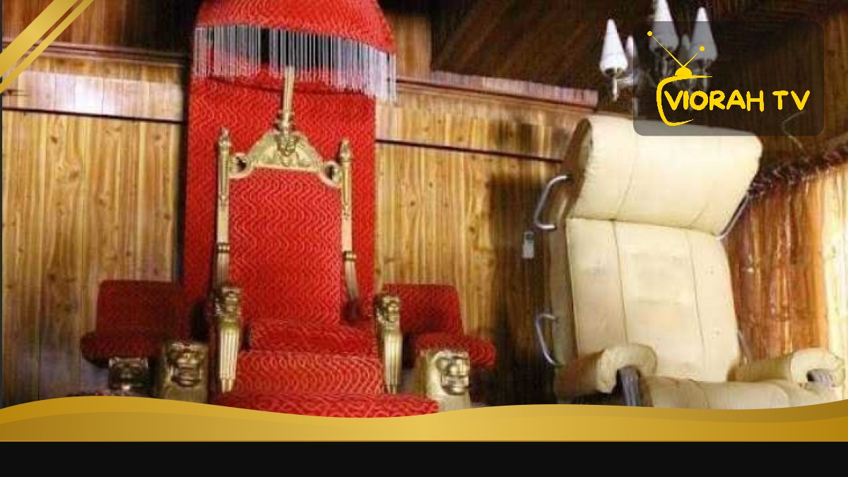 Alaafin of Oyo, the paramount Yoruba throne of the ancient Oyo kingdom in Oyo State, Nigeria